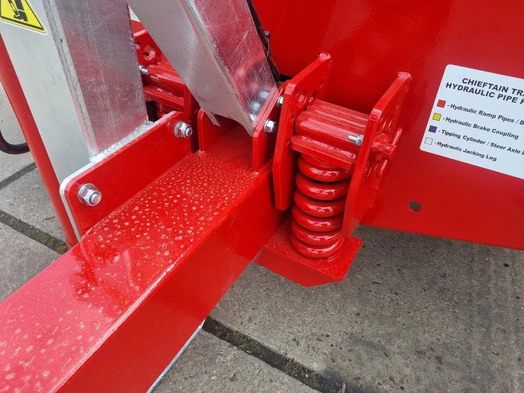CHIEFTAIN NIEUW!! 2as middenas langzaamverkeer hydr rampen en steunpoten voor en achter