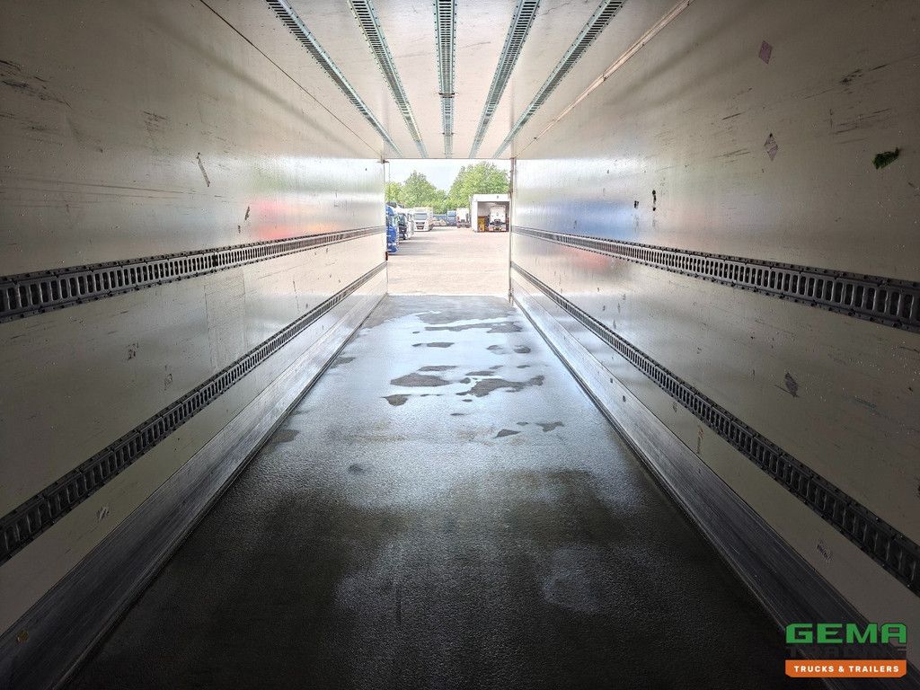 Pacton Z3-002 3-Assen BPW - StuurAs - KoelVriesTransport + Carrier Maxima 1300 + Laadklep 2500KG - 12/2025 APK
