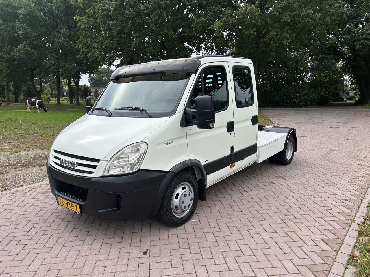 Be trekker 12 ton Iveco Daily 35C18 met trekhaak