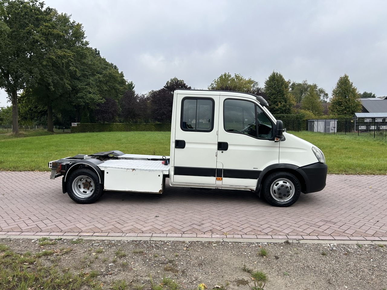 Be trekker 12 ton Iveco Daily 35C18 met trekhaak