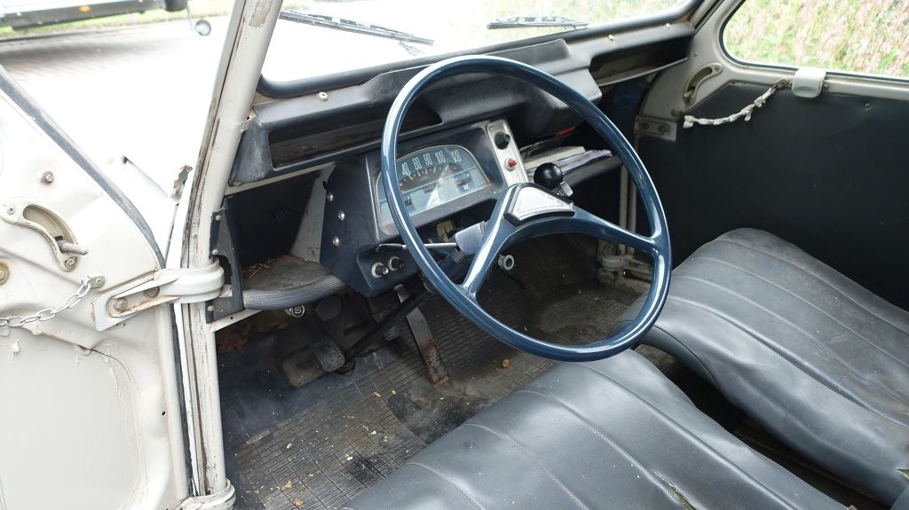 Citroen AK400