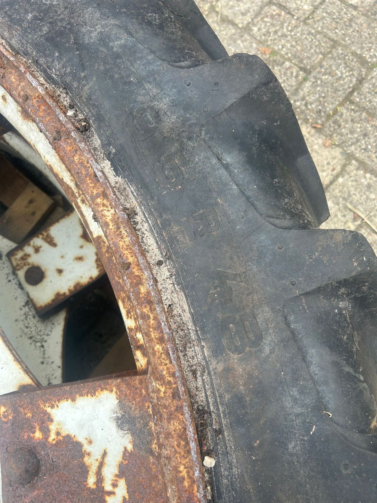 Landbouwwielen, dubbellucht 600/65r38 480/65r28 etc. MOLCON