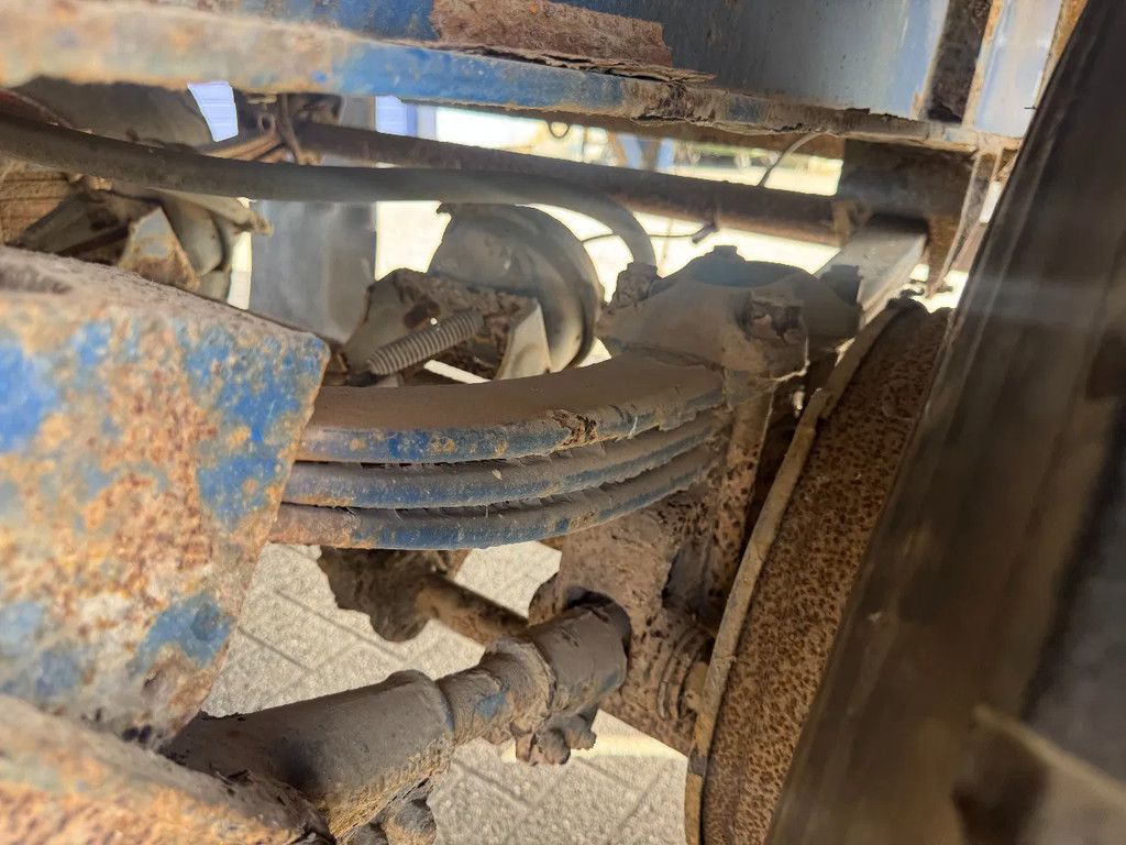 Van Hool **FULL STEEL SUSPENSION-WIDE SPREAD-BELGIAN TRAILER**