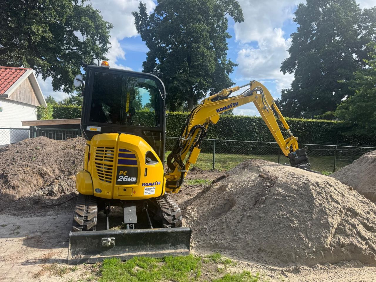 Komatsu PC 26 MR