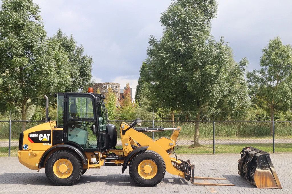 Caterpillar 906M | BUCKET | FORKS | HIGHFLOW | 35 KM/H