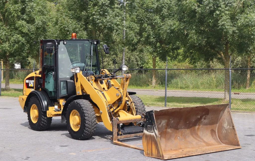 Caterpillar 906M | BUCKET | FORKS | HIGHFLOW | 35 KM/H