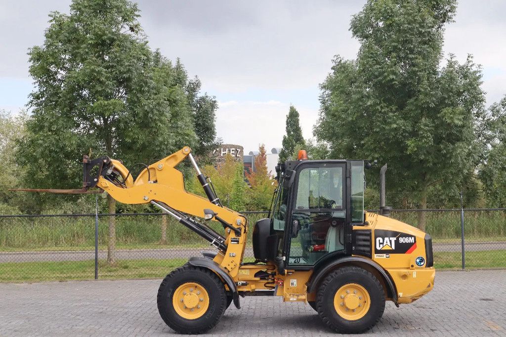 Caterpillar 906M | BUCKET | FORKS | HIGHFLOW | 35 KM/H
