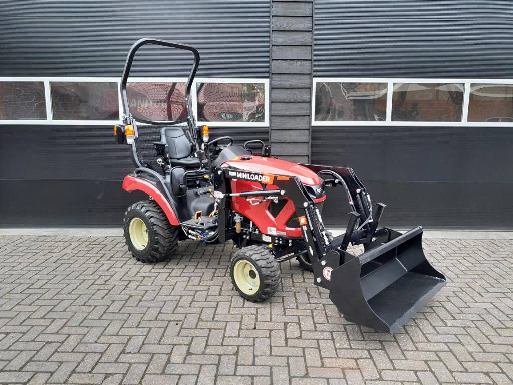 Yanmar SA 221 EENMALIGE actie met voorlader afneembaar