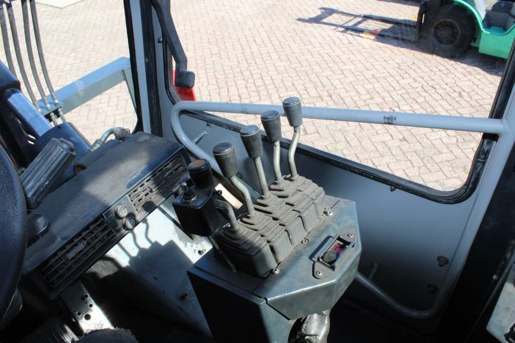 Kalmar DCE 160-12 FREE LIFT