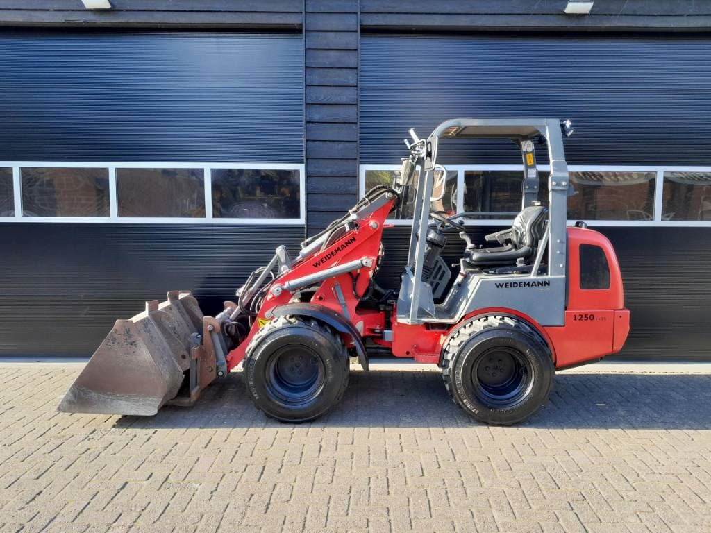 Weidemann 1250cc35 Minishovel - Bak - Vorken - Nette staat