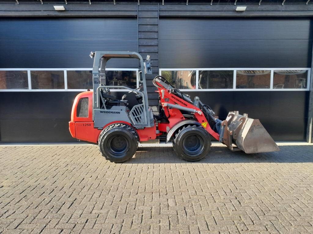Weidemann 1250cc35 Minishovel - Bak - Vorken - Nette staat