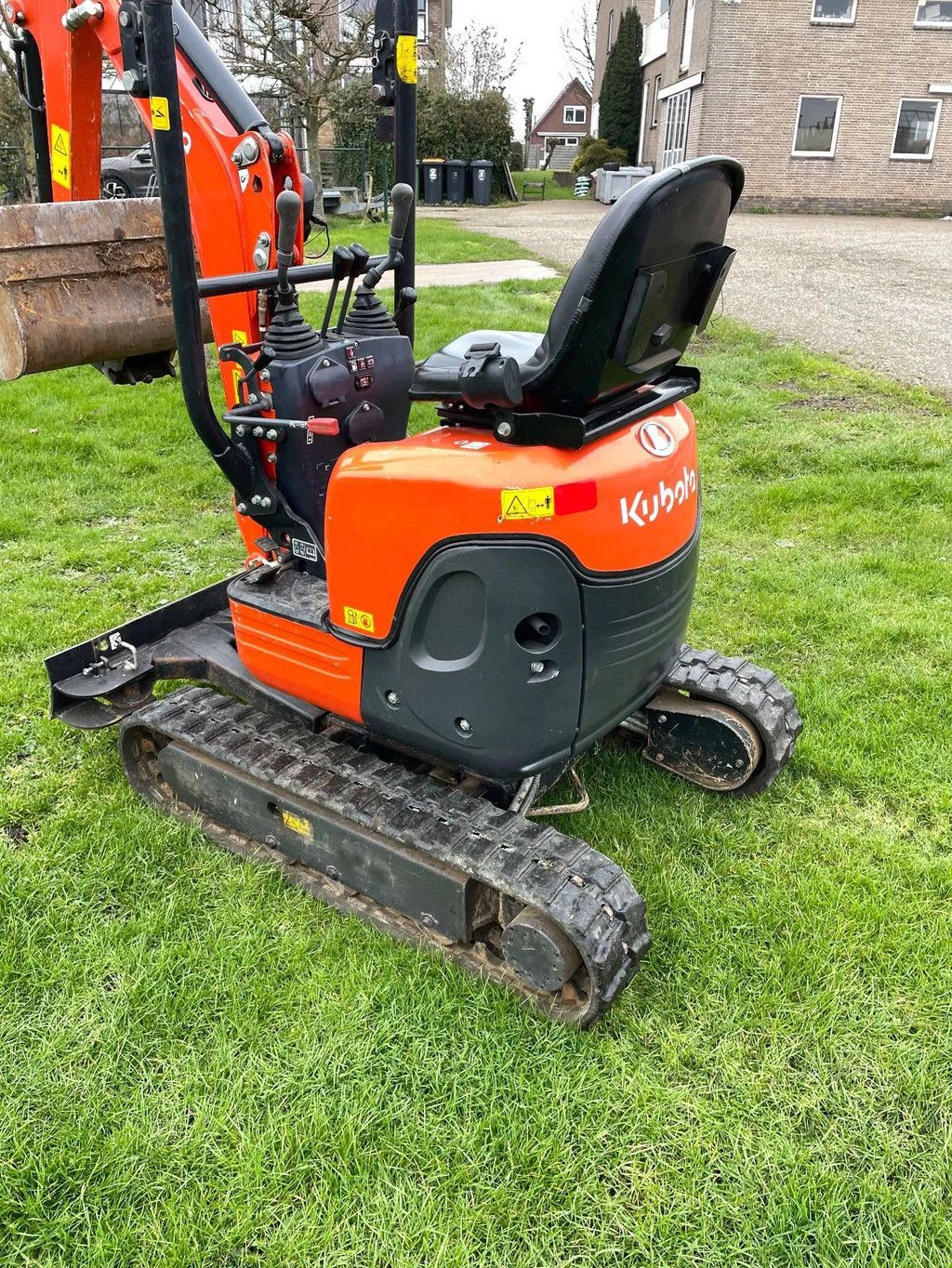 Kubota U10-3 minigraafmachine CW00 met bakken MARGE machine