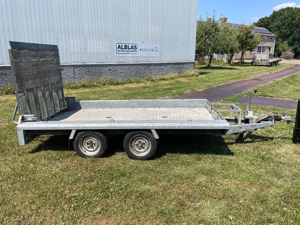 Hapert HV2700 machinetransporter met oprijklep