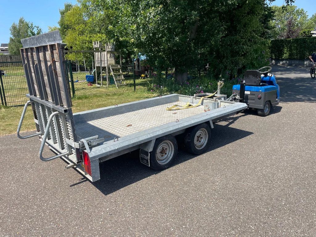 Hapert HV2700 machinetransporter met oprijklep