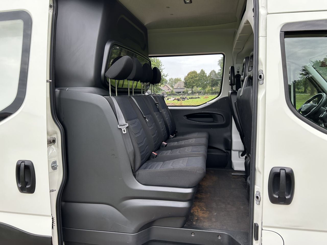 Iveco Daily 40C21 lucht geremd 11.9 ton EURO 6 (101.754 KM
