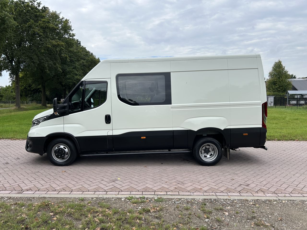 Iveco Daily 40C21 lucht geremd 11.9 ton EURO 6 (101.754 KM