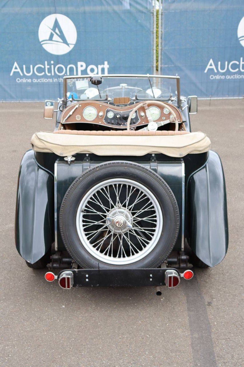 MG TC Roadster Petrol 1943