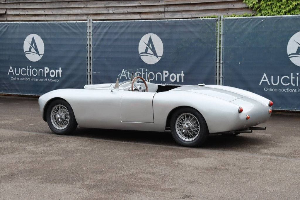 Cabrio Lancia Aurélia Barchetta ATL Benzin 1951 (Marge)