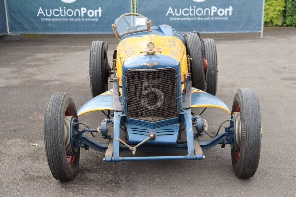 Racercar Pontiac Special 8 Benzine 1933 (Marge)