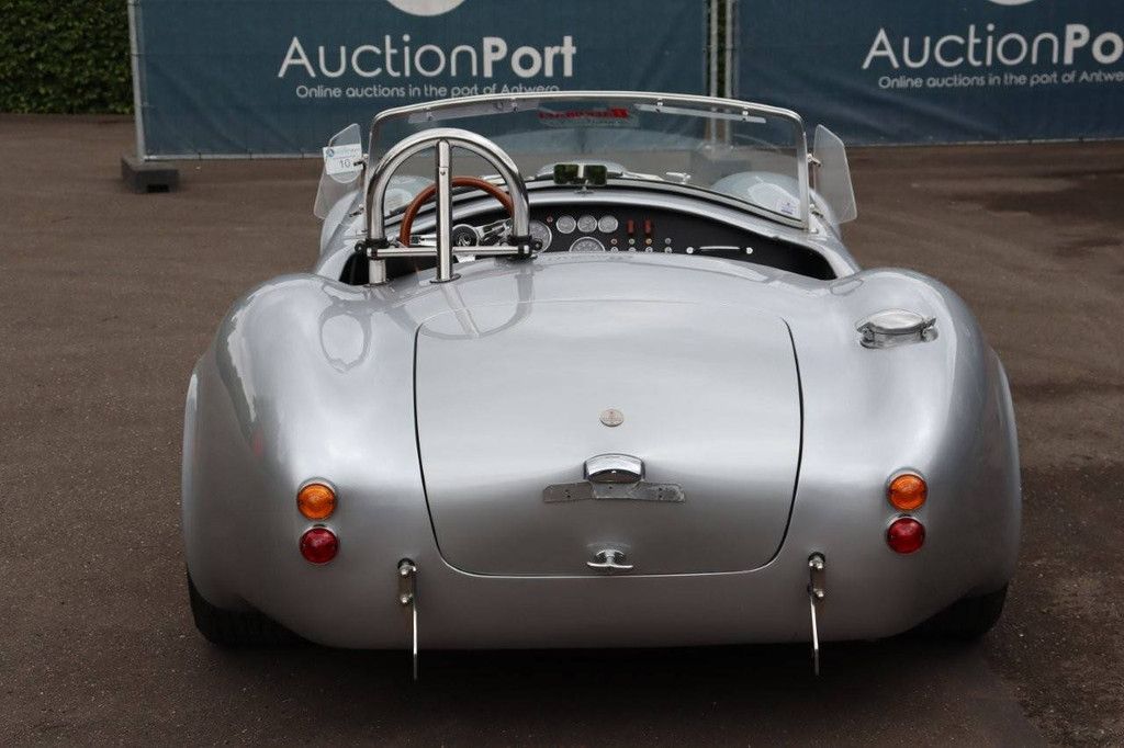 Cabrio Ford AC Cobra Replica Backdraft Benzin 2018 (Margin)