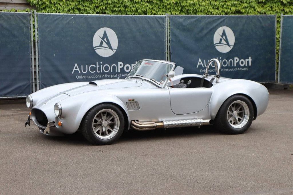 Cabrio Ford AC Cobra Replica Backdraft Benzin 2018 (Margin)
