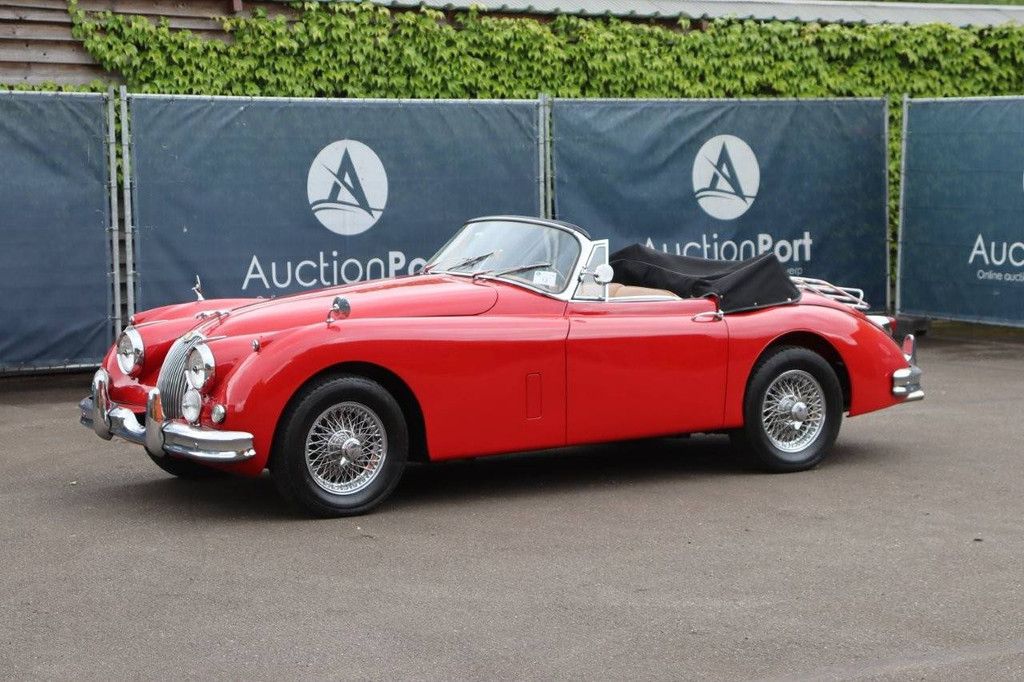 Cabriolet Jaguar XK150 DHC Benzine 1959 (Marge)