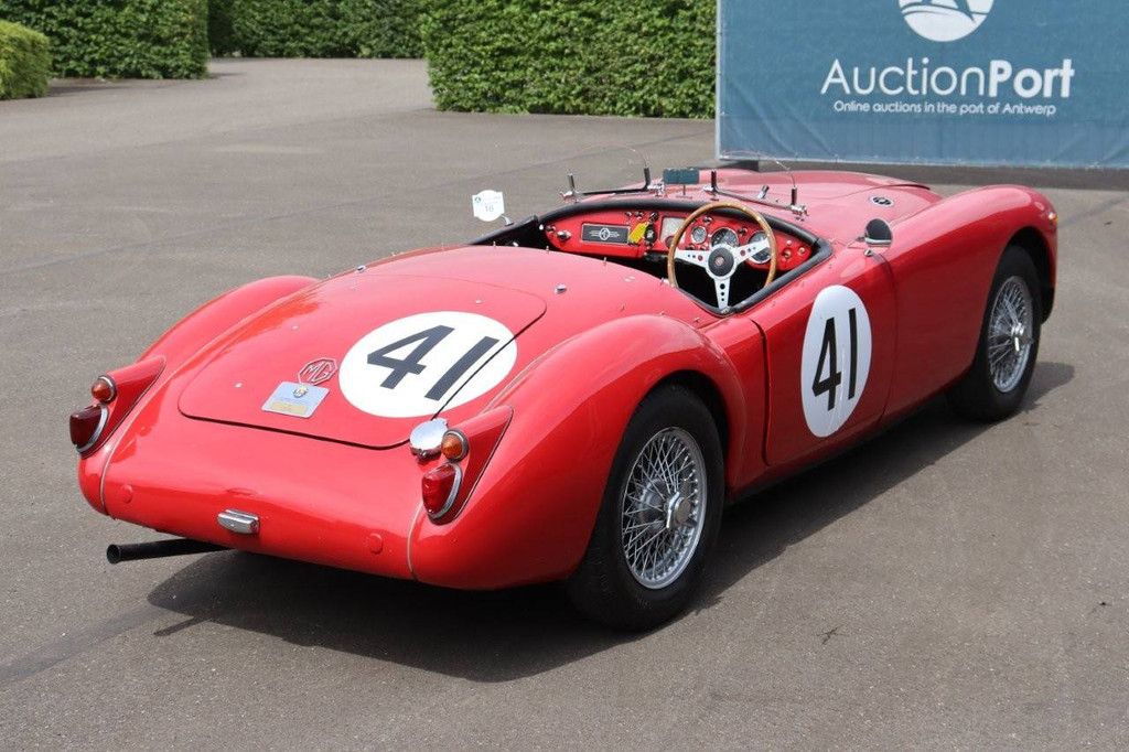 MG MGA Le Mans look Petrol 1960 (Margin)