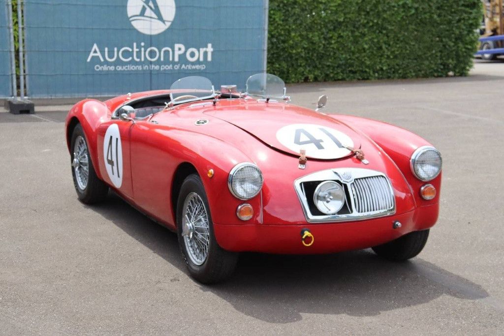 MG MGA Le Mans look Petrol 1960 (Margin)