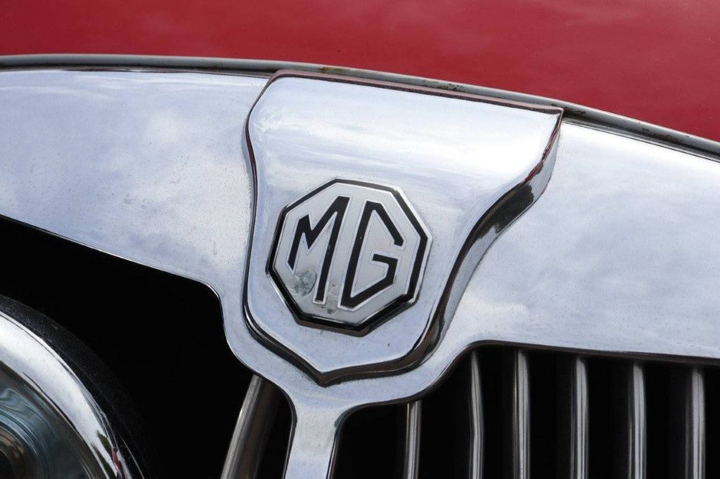 MG MGA Le Mans look Petrol 1960 (Margin)