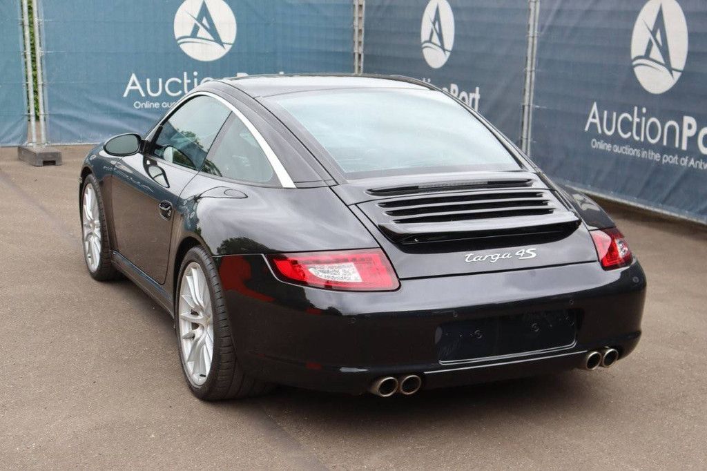 Porsche 997 Targa 4S Petrol 2008 (Margin)