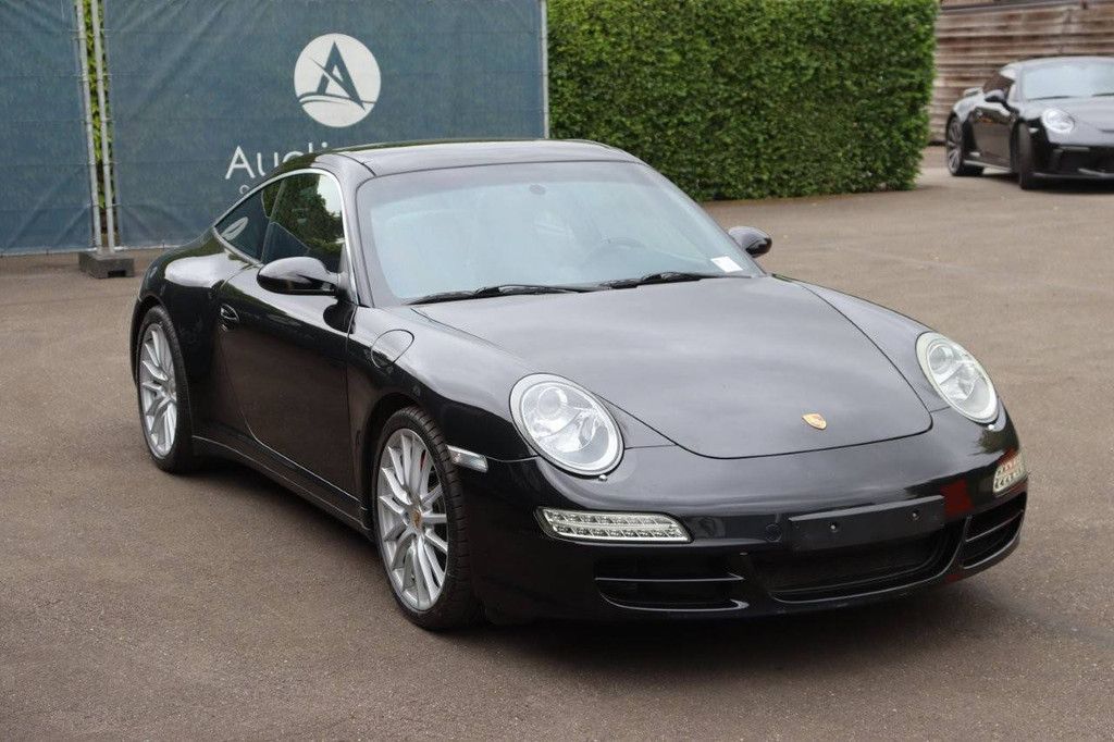 Porsche 997 Targa 4S Petrol 2008 (Margin)