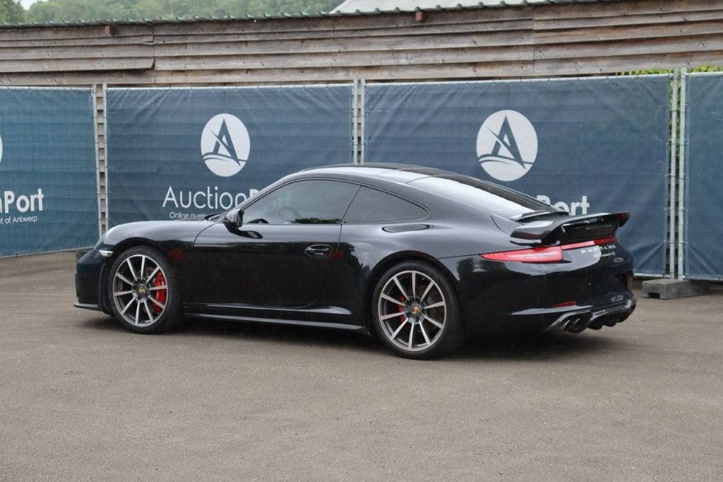 Porsche 991 Carrera 4S Petrol 2013 (Margin)