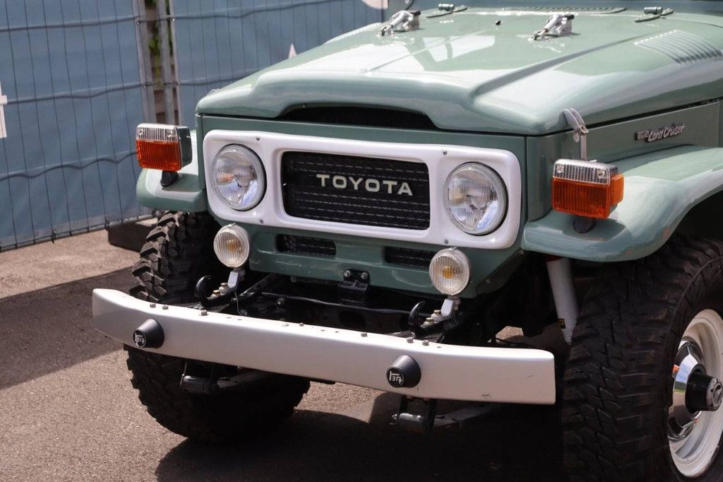 Toyota Land Cruiser FJ40 Petrol (Margin)