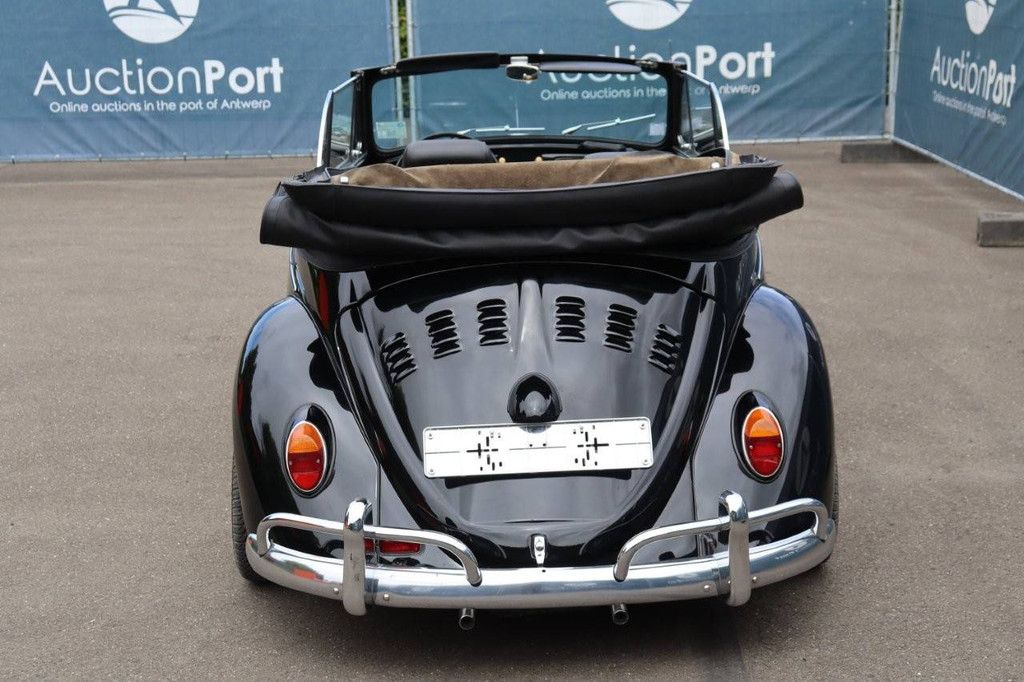 Volkswagen Beetle Convertible Petrol 1965 (Margin)