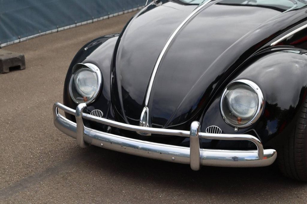 Volkswagen Beetle Convertible Petrol 1965 (Margin)