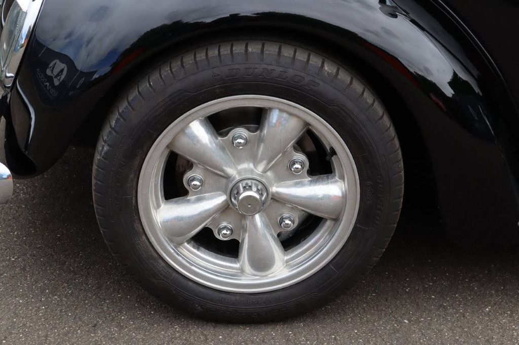Volkswagen Beetle Convertible Petrol 1965 (Margin)