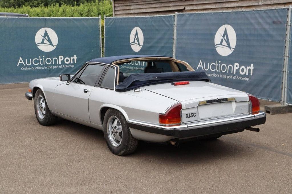 Convertible Jaguar XJ-SC Convertible Petrol 1988 (Margin)