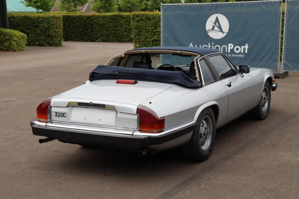 Convertible Jaguar XJ-SC Convertible Petrol 1988 (Margin)