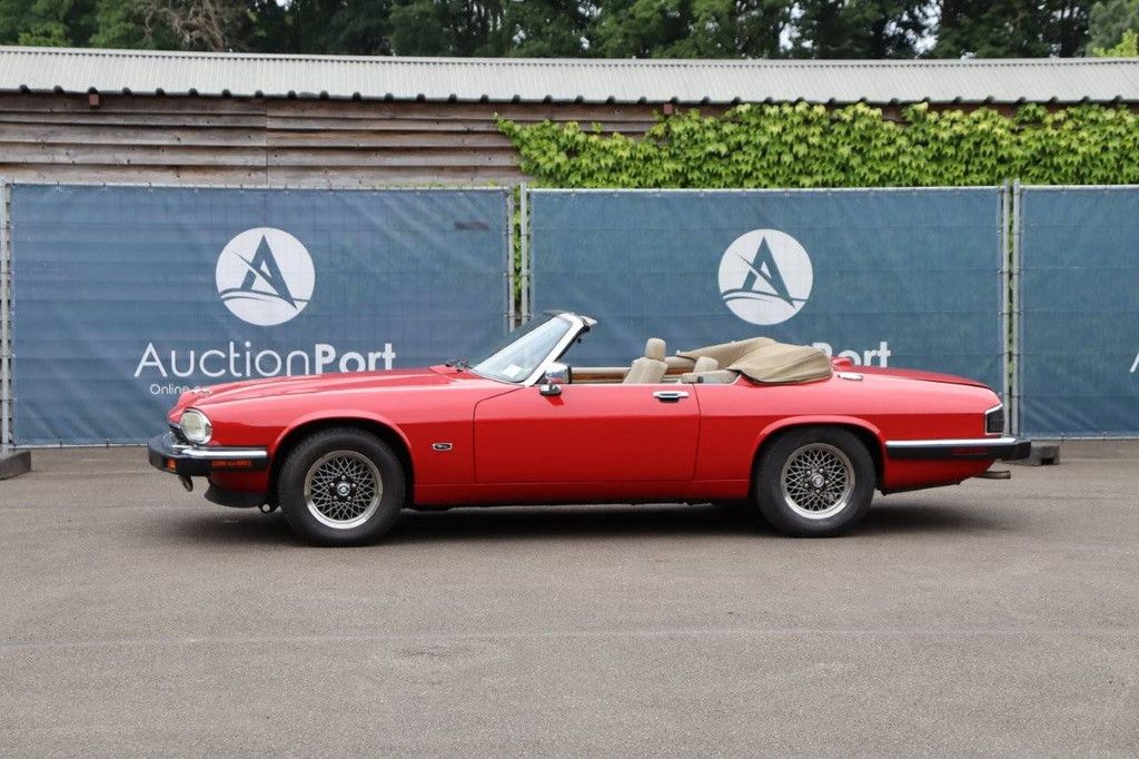 Jaguar XJS-V12 Convertible Petrol 1992 (Margin)