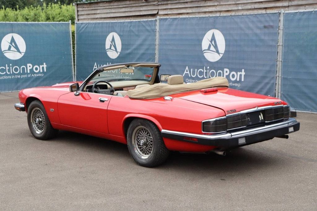 Jaguar XJS-V12 Convertible Petrol 1992 (Margin)