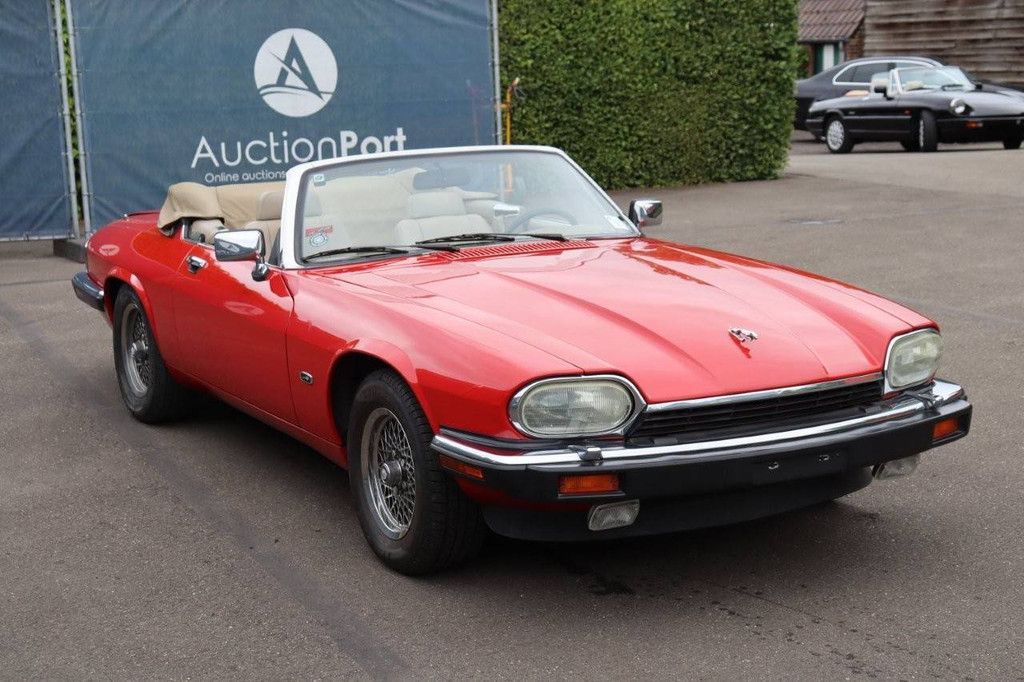 Jaguar XJS-V12 Convertible Petrol 1992 (Margin)
