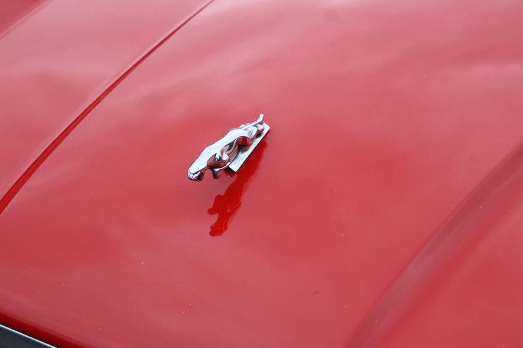 Jaguar XJS-V12 Convertible Petrol 1992 (Margin)
