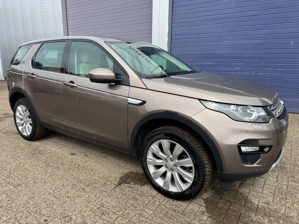 Land Rover Discovery Sport **EURO 6B-7SEATS-BELGIAN CAR**