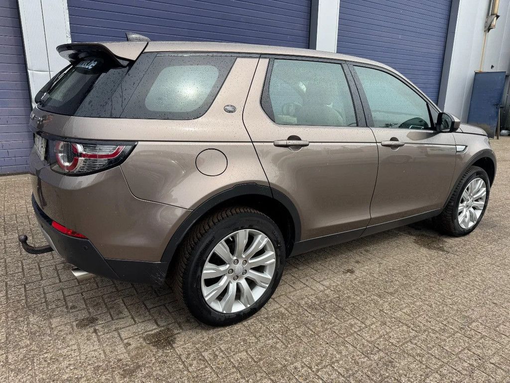 Land Rover Discovery Sport **EURO 6B-7SEATS-BELGIAN CAR**