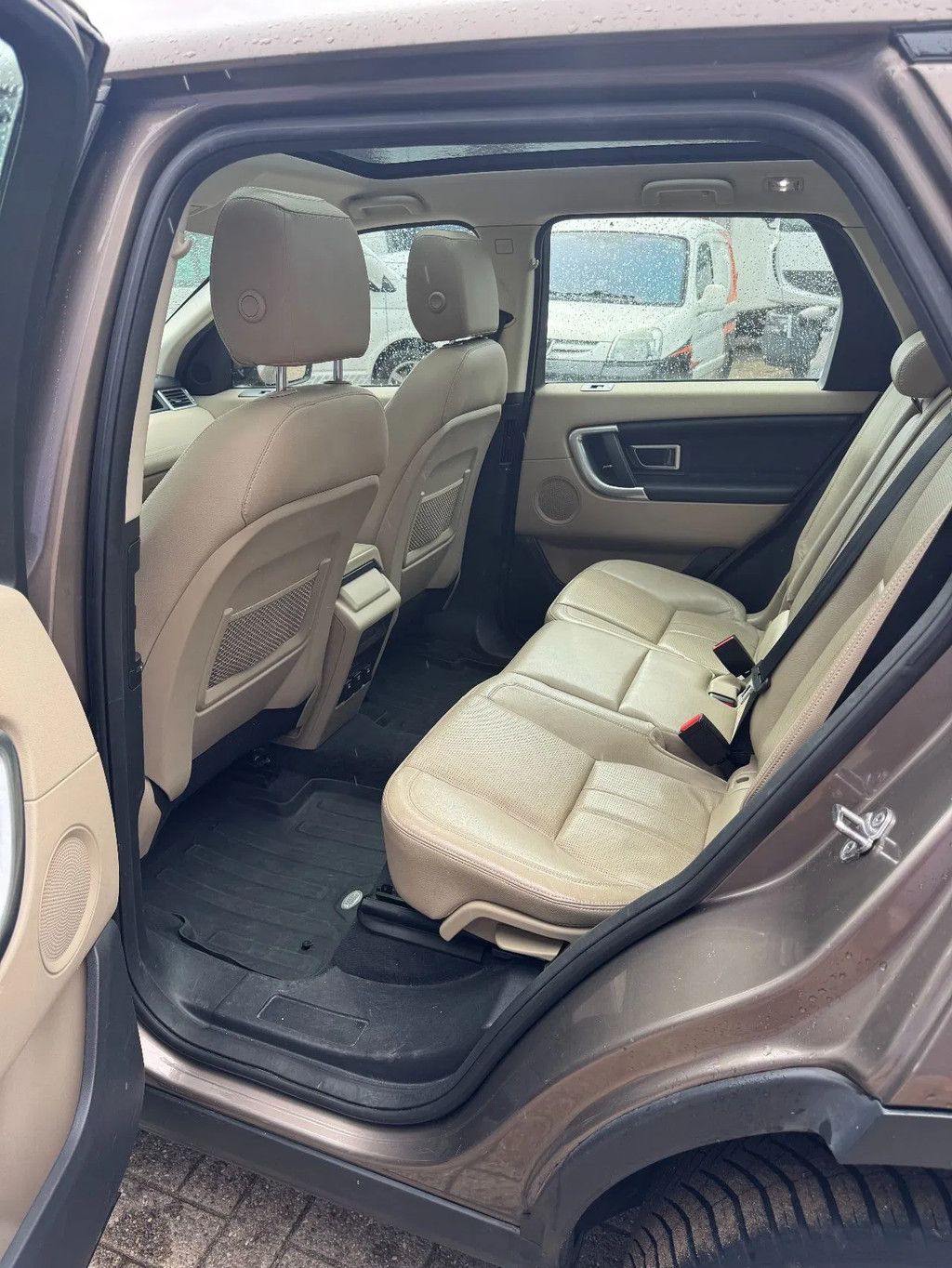 Land Rover Discovery Sport **EURO 6B-7SEATS-BELGIAN CAR**