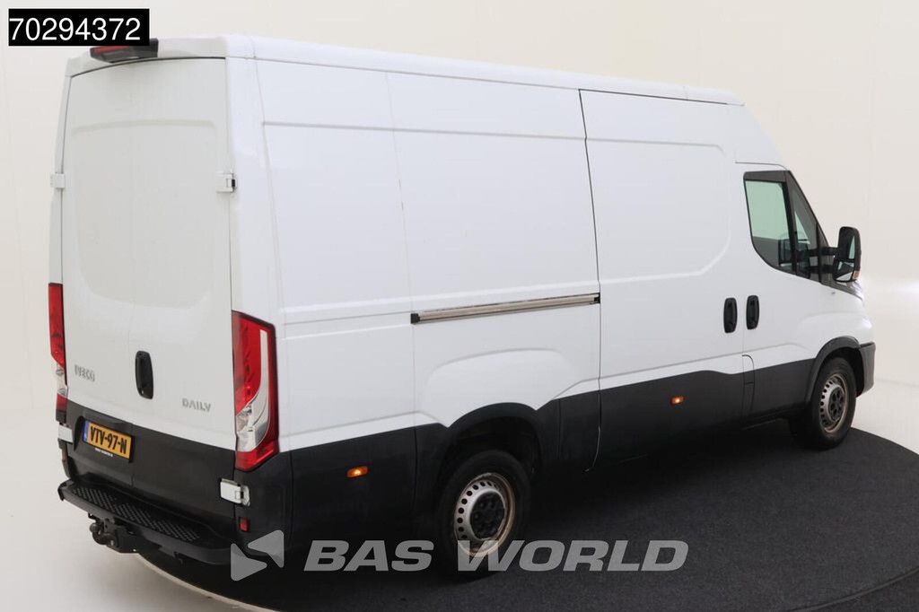 Iveco Daily 35S14 COMING SOON! Automaat L2H2 3,5t Trekhaak LED Airco Cruise Camera Euro6 L2 11m3 A/C Towbar Cruise control