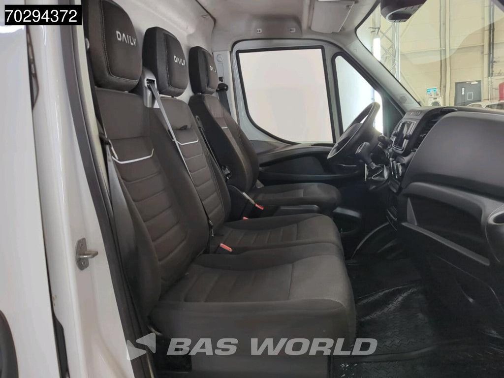Iveco Daily 35S14 COMING SOON! Automaat L2H2 3,5t Trekhaak LED Airco Cruise Camera Euro6 L2 11m3 A/C Towbar Cruise control