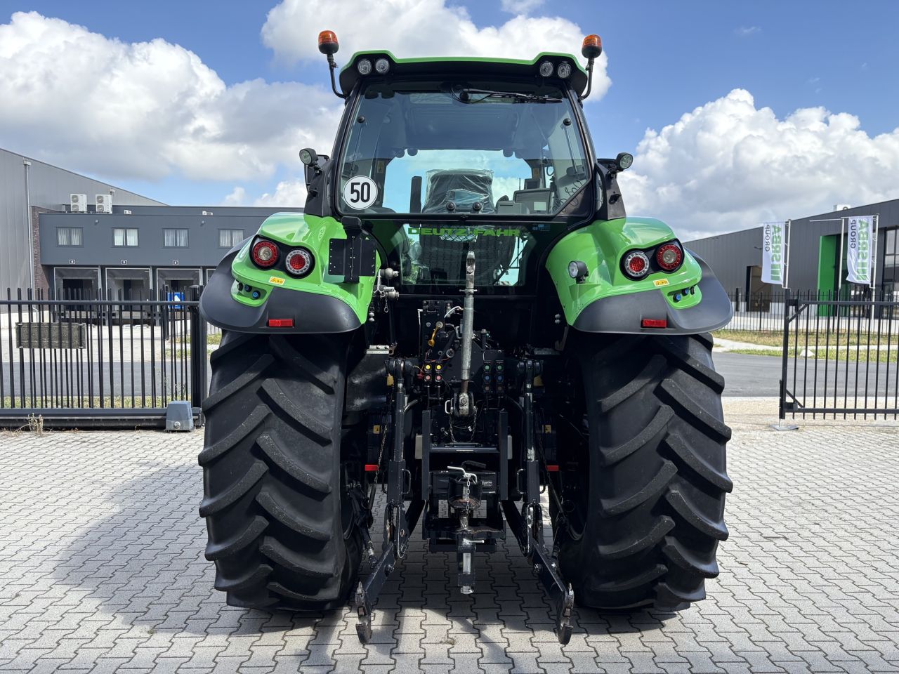 Deutz-Fahr Agrotron 6215 TTV