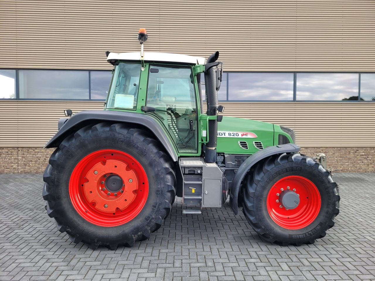Fendt 820 vario