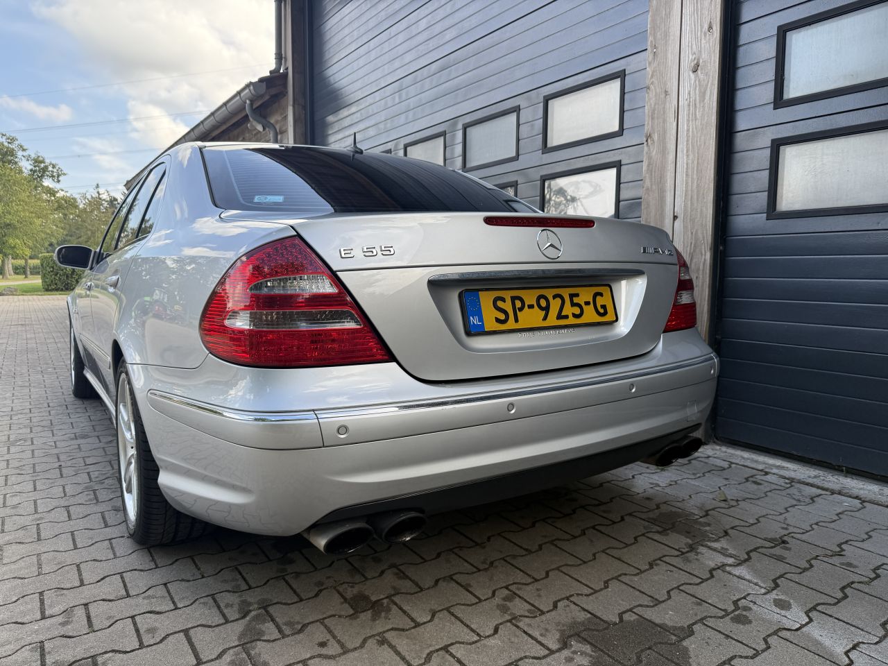 Mercedes E55 AMG Youngtimer V8 Kompressor | Bomvol